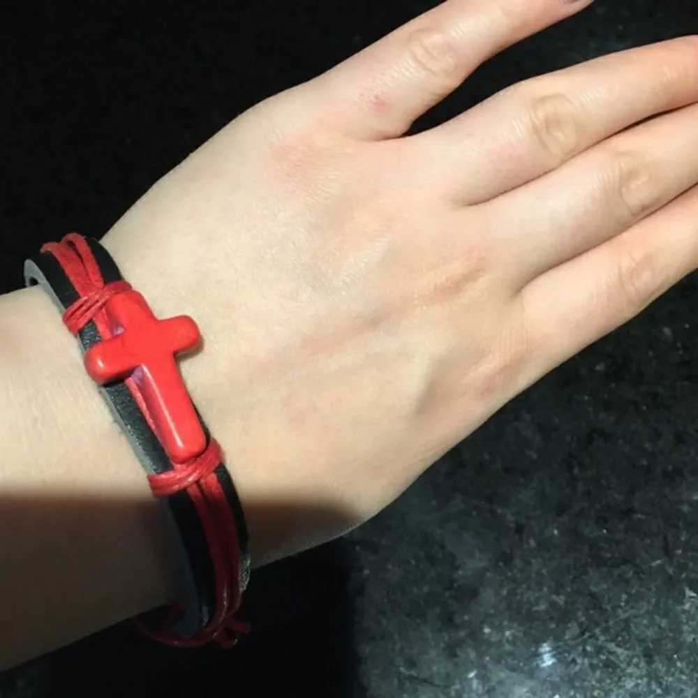 🎉1 hr sale🎉Cross Bracelet 🎉🎉